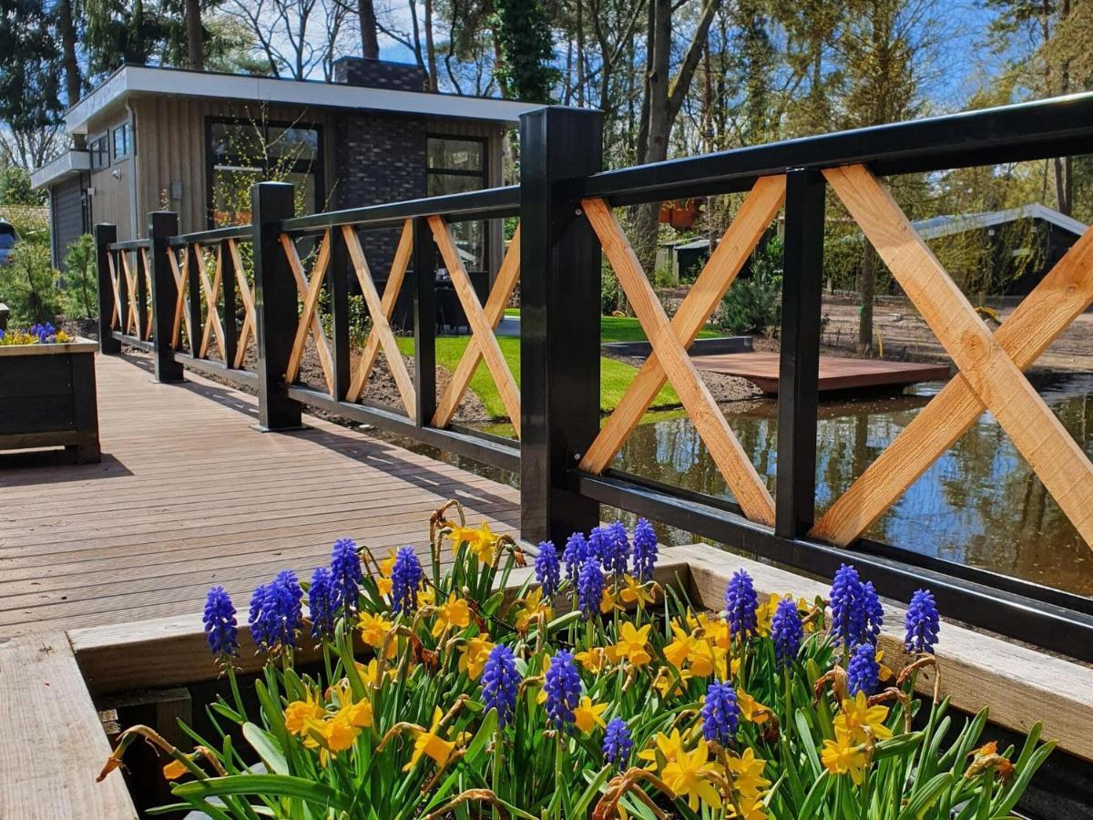 Great Chalet With Air Conditioning, Near Veluwe Hoenderloo Eksteriør bilde